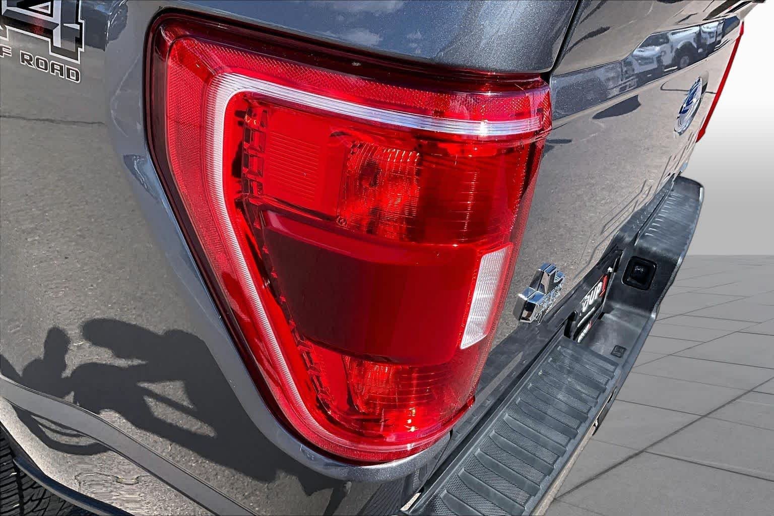 Used 2022 Carbonized Gray Ford XLT image 27