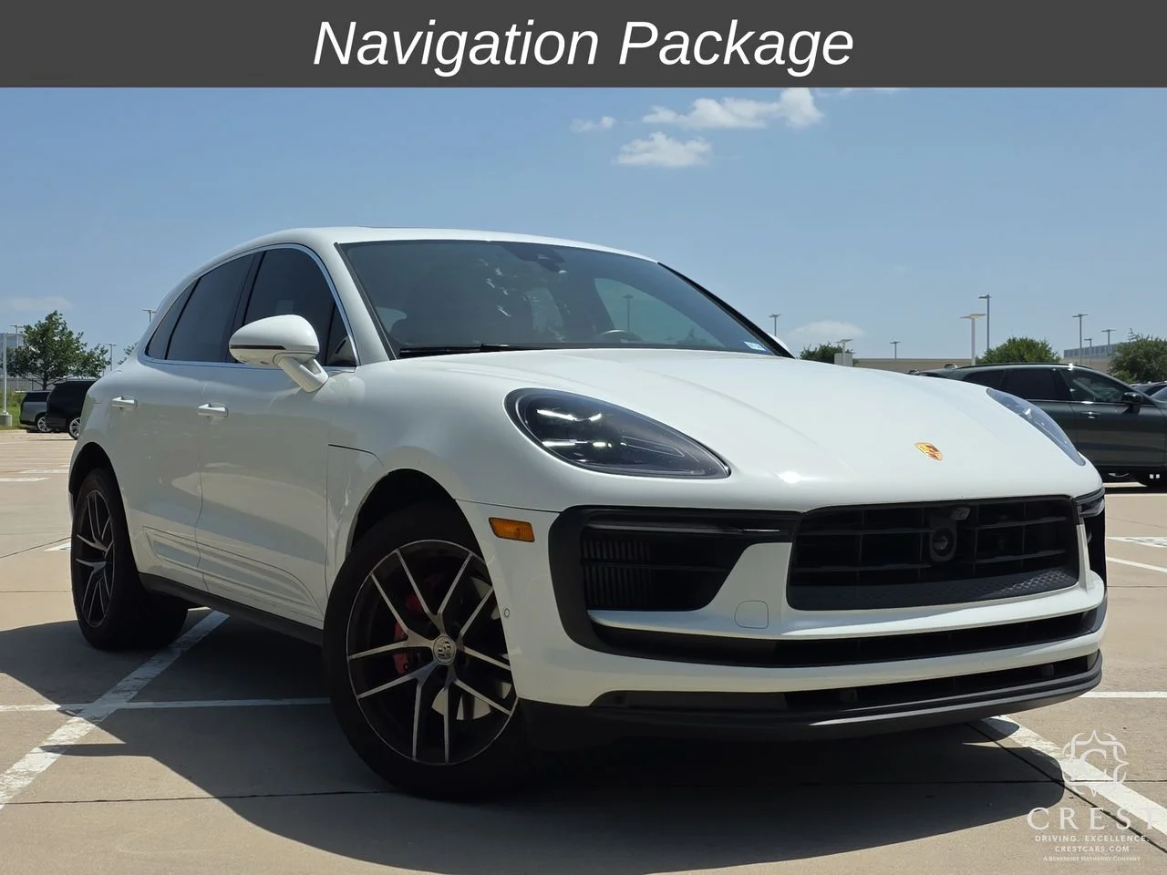 2023 Porsche Macan S's photo