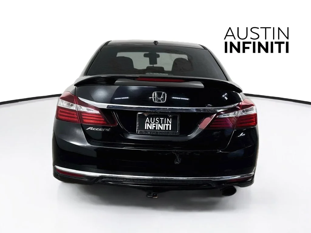 Used 2016 Black Honda EX-L image 6