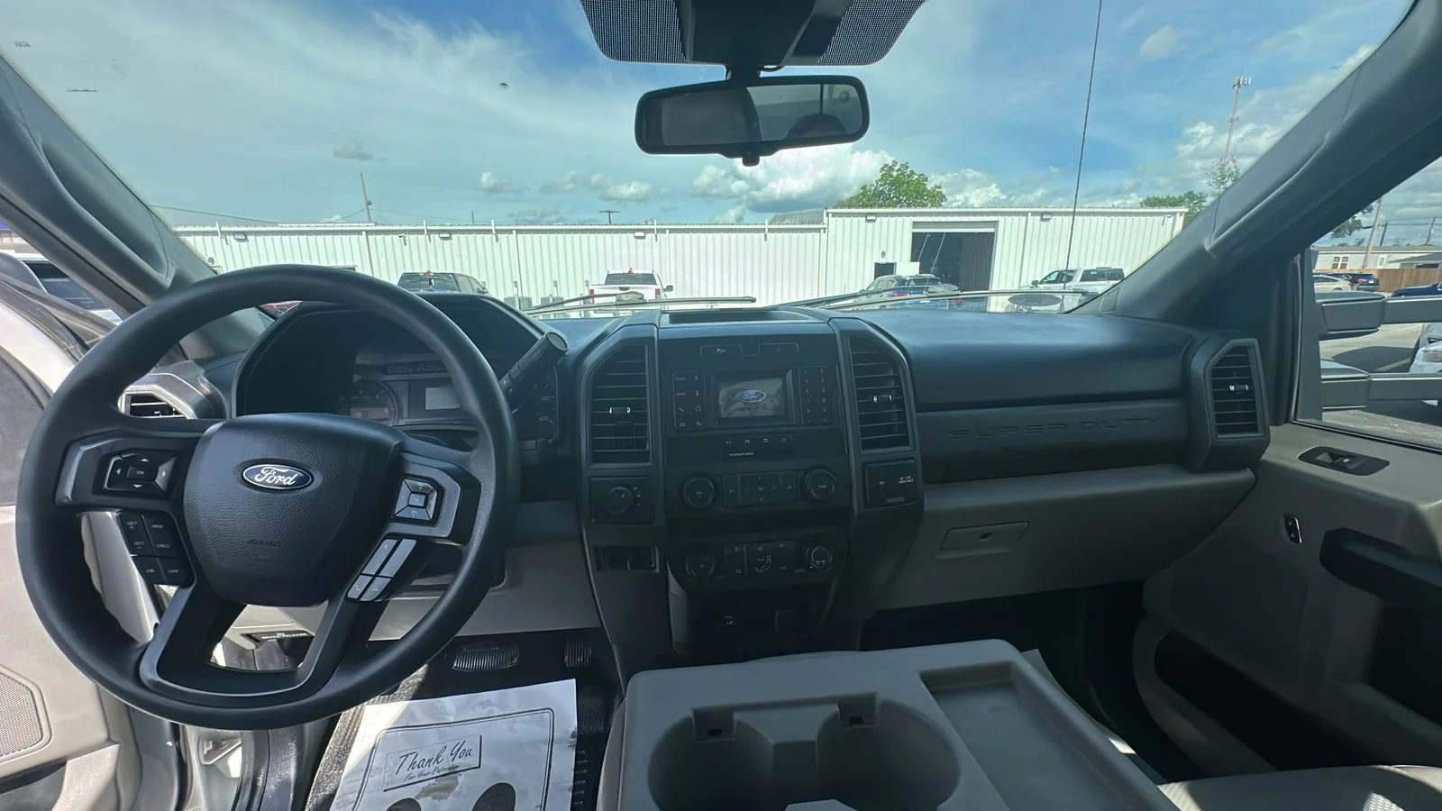 Used 2020 White Ford XL image 9