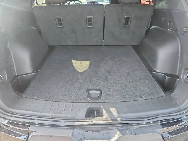 Used 2024 Black Chevrolet 2LT image 23