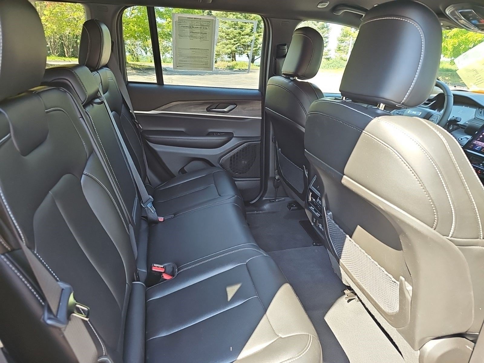 Certified Used 2025 Silver Zynith Jeep Limited image 14