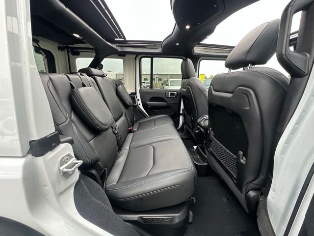 Used 2024 White Jeep Rubicon 4xe image 31