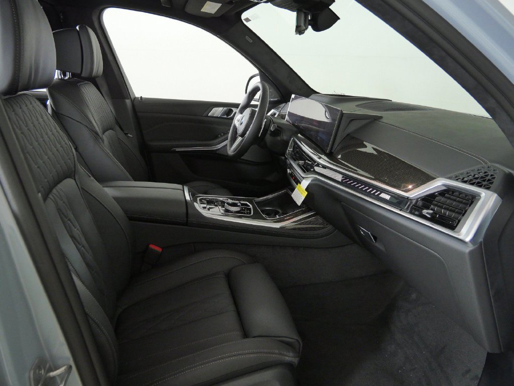 New 2027 Brooklyn Grey Metallic BMW M60i image 20