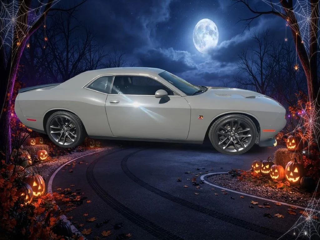 Certified Used 2023 Gray Dodge R/T Scat Pack image 10