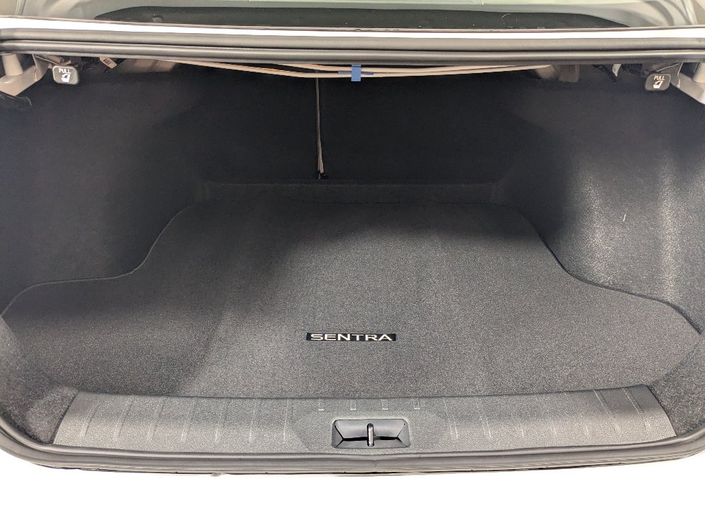 2026 Nissan Sentra SL - Photo 17