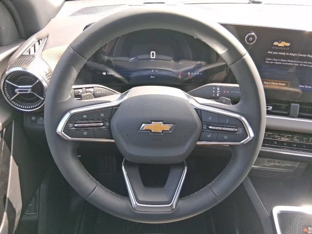 2027 Chevrolet Equinox LT - Photo 10
