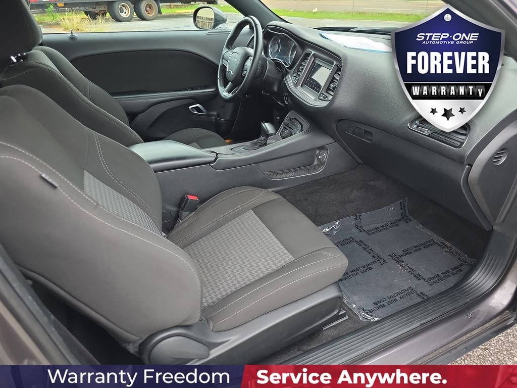 Used 2023 Gray Dodge SXT image 30
