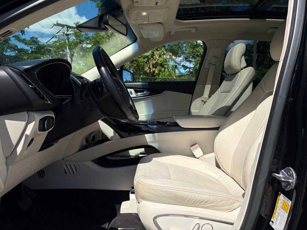 Used 2018 Black Lincoln Black Label image 11