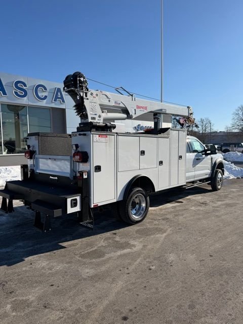 New 2026 Oxford White Ford F-550® XLT image 6