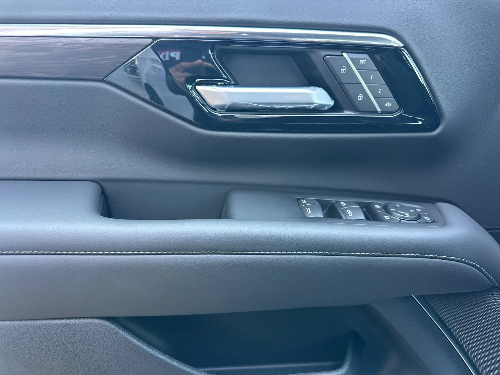 2026 Chevrolet Tahoe LT - Photo 11