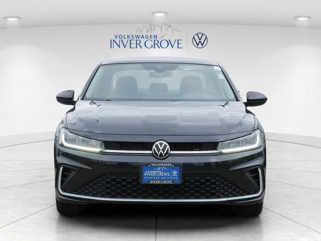 Used 2025 Volkswagen Jetta SE with VIN 3VW7X7BU3SM027371 for sale in Inver Grove Heights, Minnesota