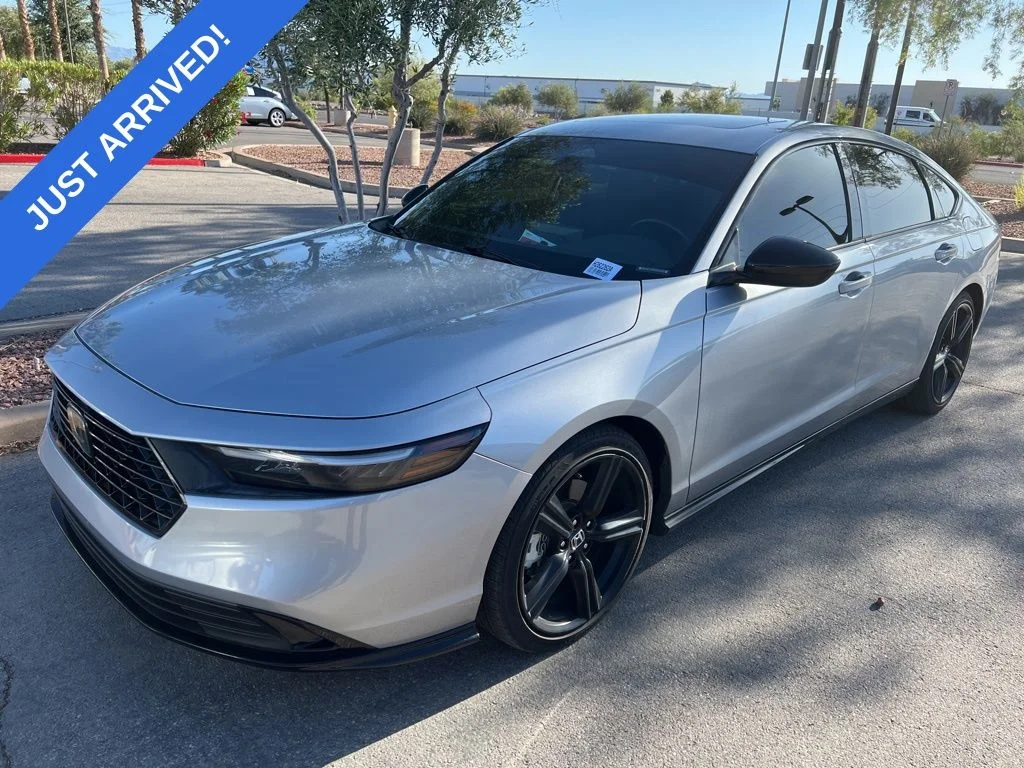 2023 Honda Accord Hybrid Sport-L w/o BSI's photo