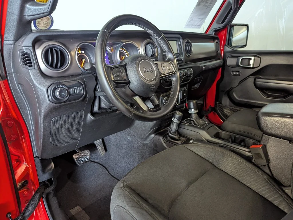 Used 2020 Red Jeep Unlimited Sport S image 32