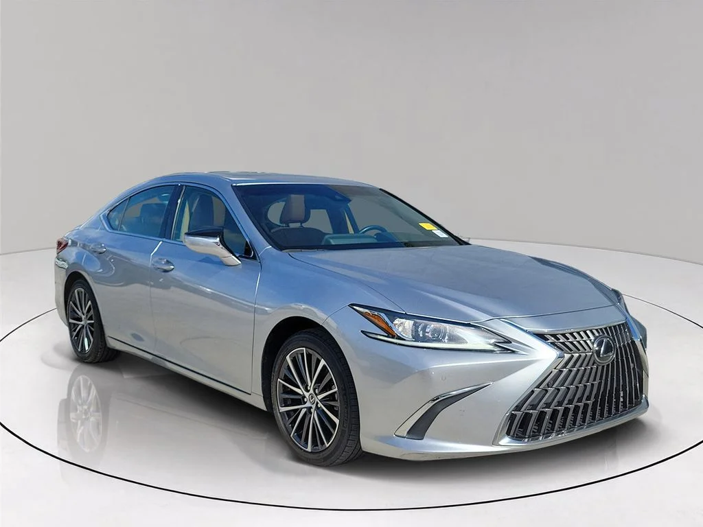 2023 Lexus ES 350 350's photo