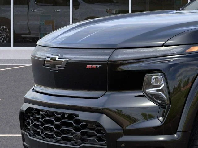 2025 Chevrolet Silverado EV RST - Photo 13