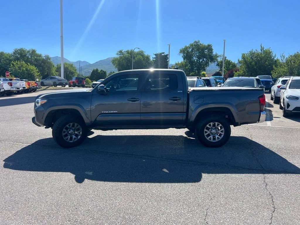 Used 2018 Magnetic Gray Metallic Toyota SR5 image 12