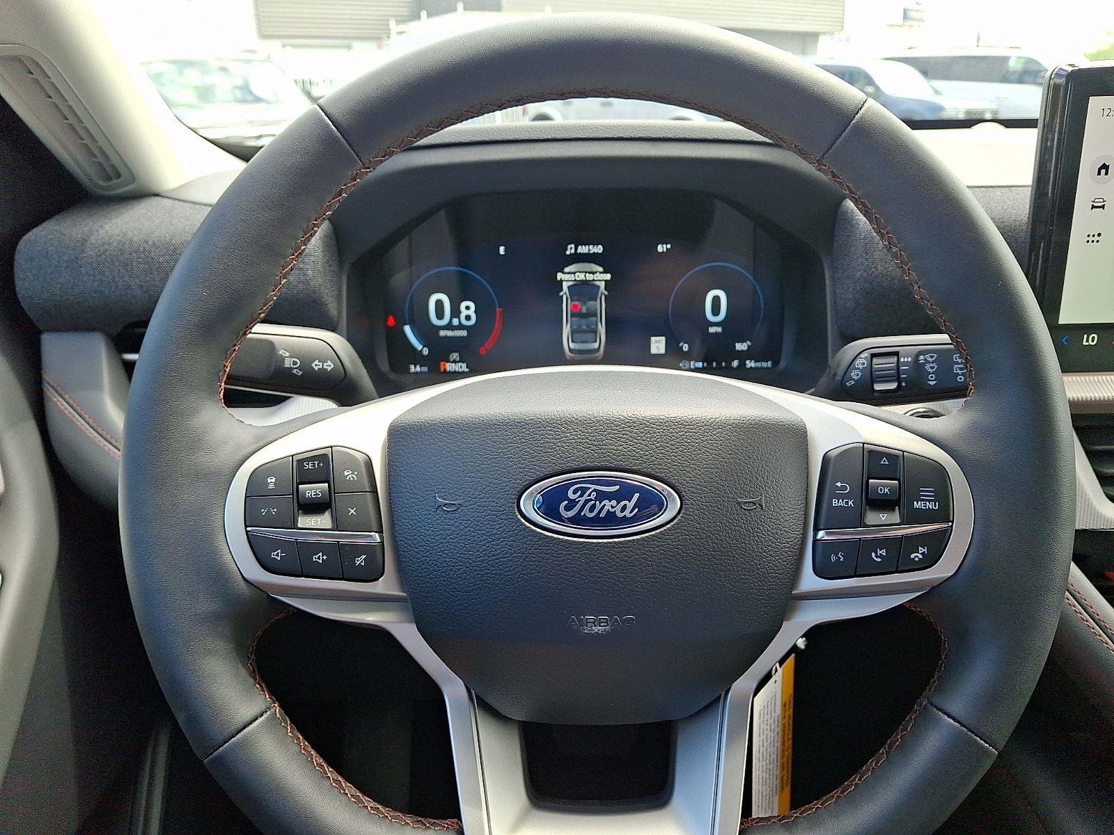 New 2026 Star White Metallic Tri-Coat Ford Active image 14