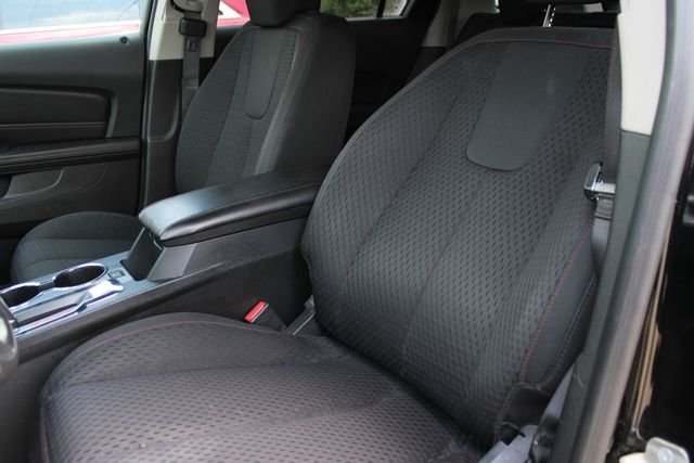 Used 2015 Black GMC SLE-1 image 19
