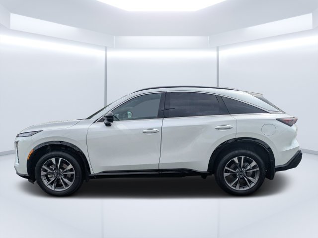 New 2027 RADIANT WHITE INFINITI Luxe AWD image 6