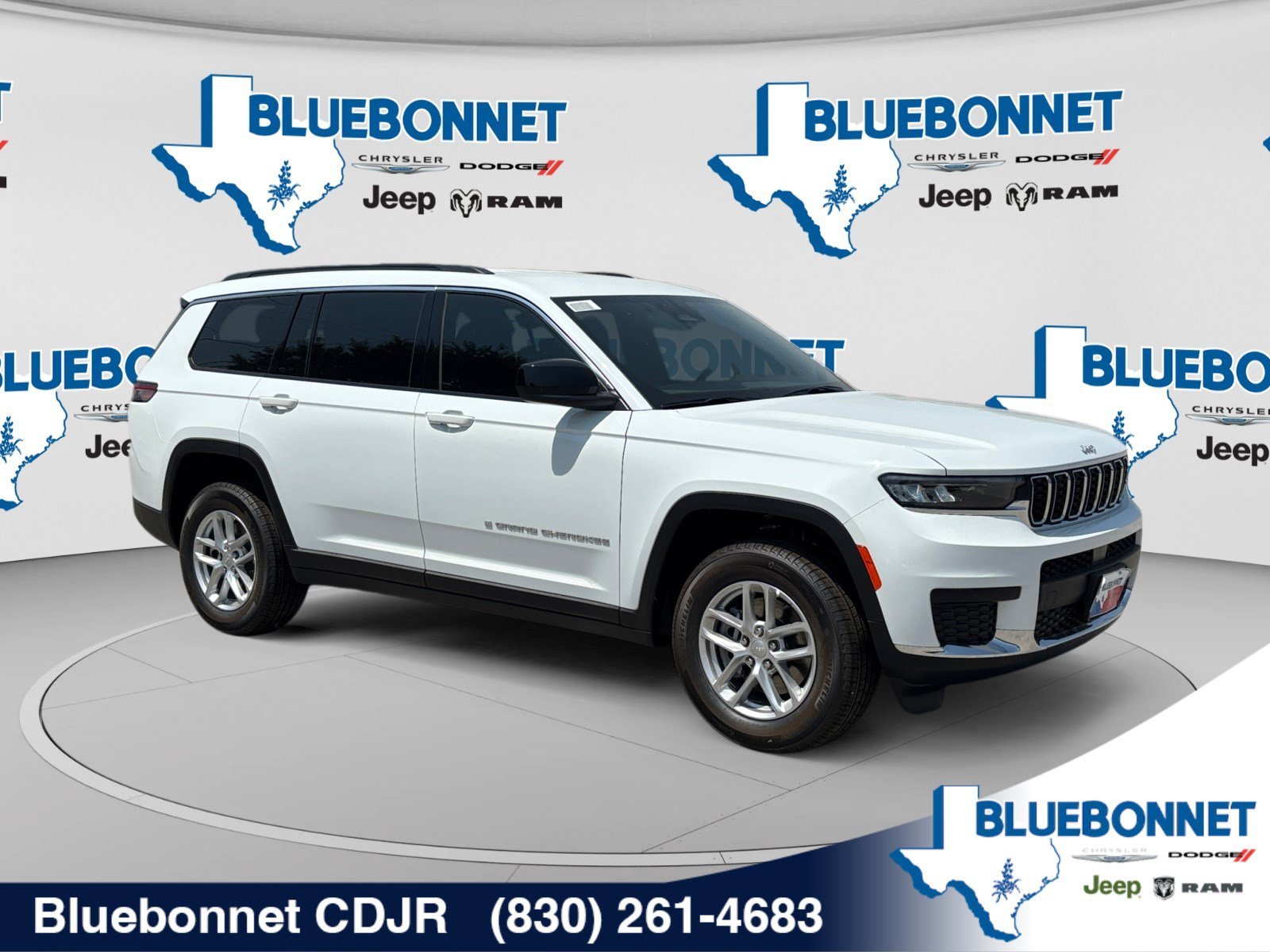 New 2026 Bright White Clear-Coat Exterior Paint Jeep Laredo image 3