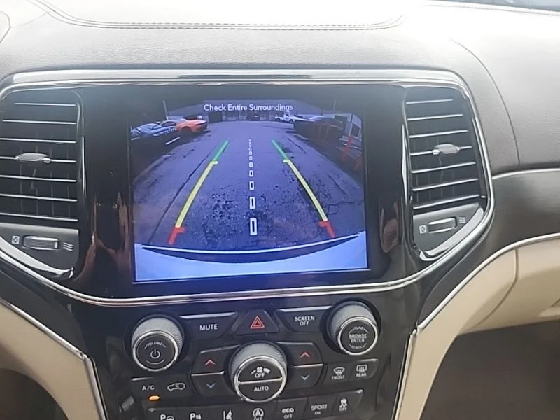 Used 2019 White Jeep Overland image 14