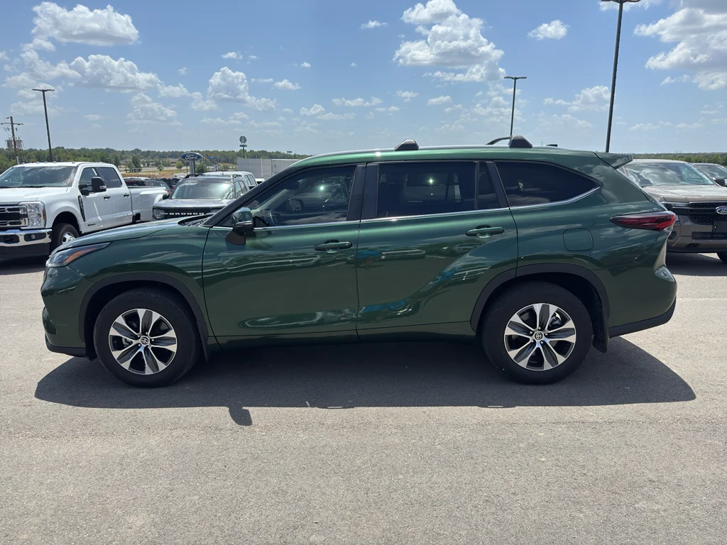Used 2024 Cypress Toyota XLE image 8