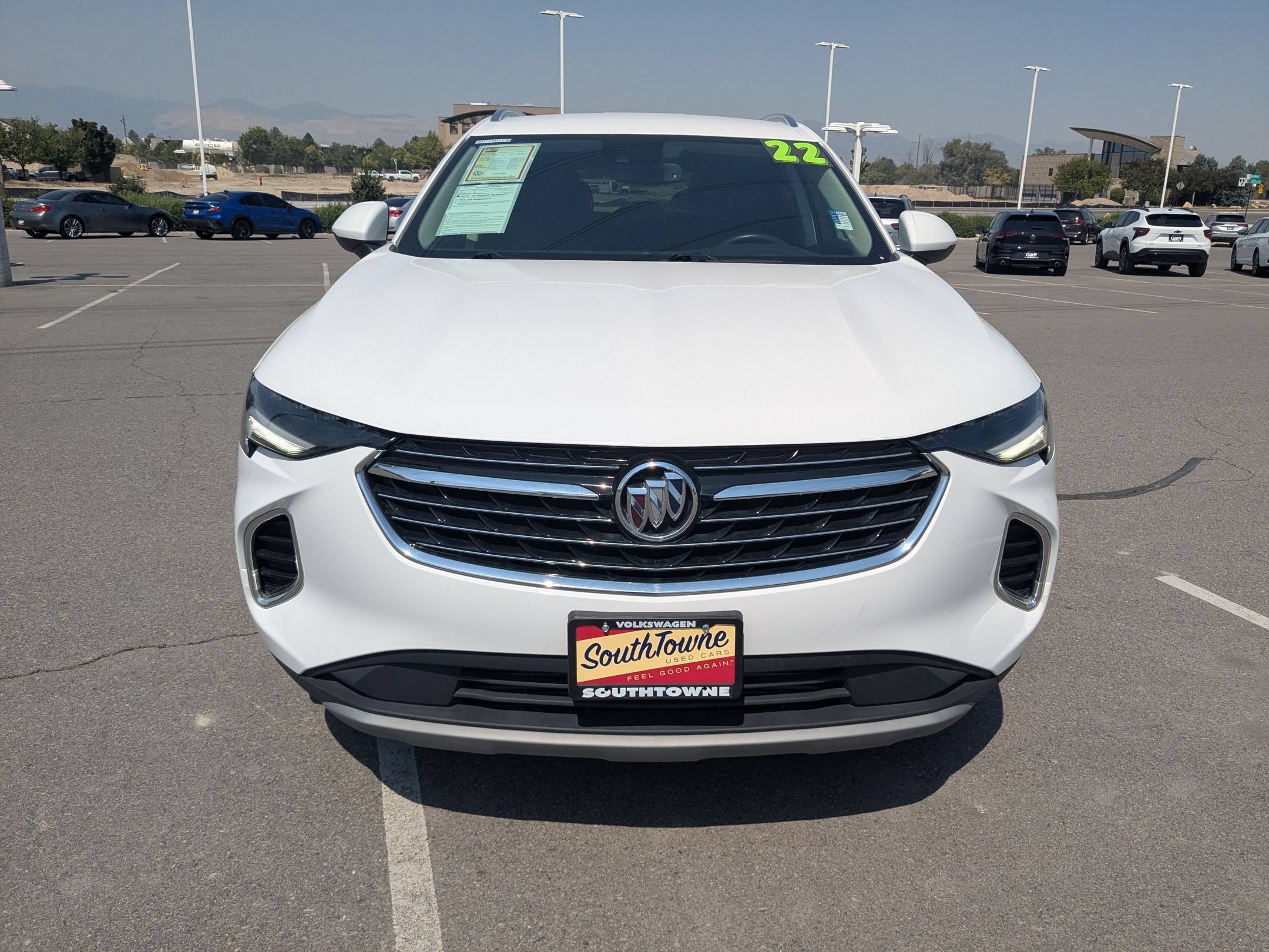 Used 2022 Summit White Buick Preferred image 9