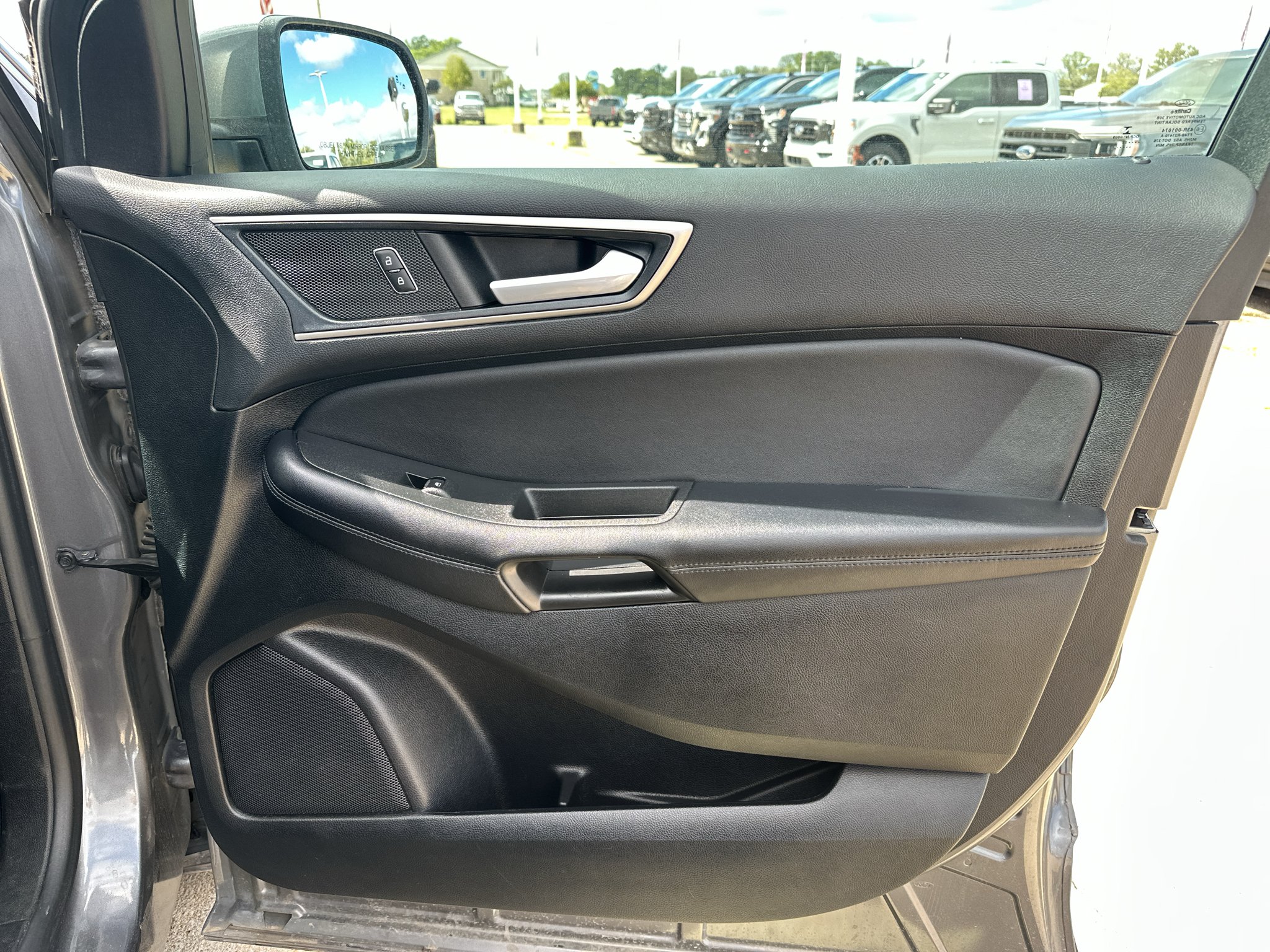 Used 2022 Carbonized Gray Metallic Ford SEL image 29