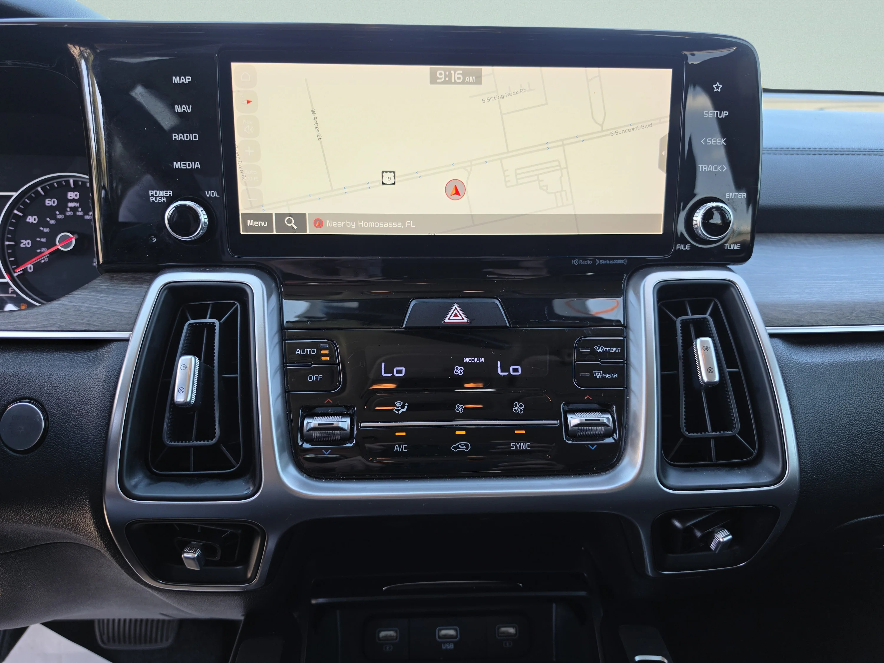 Used 2022 Sparkling Silver Kia X-Line S image 26