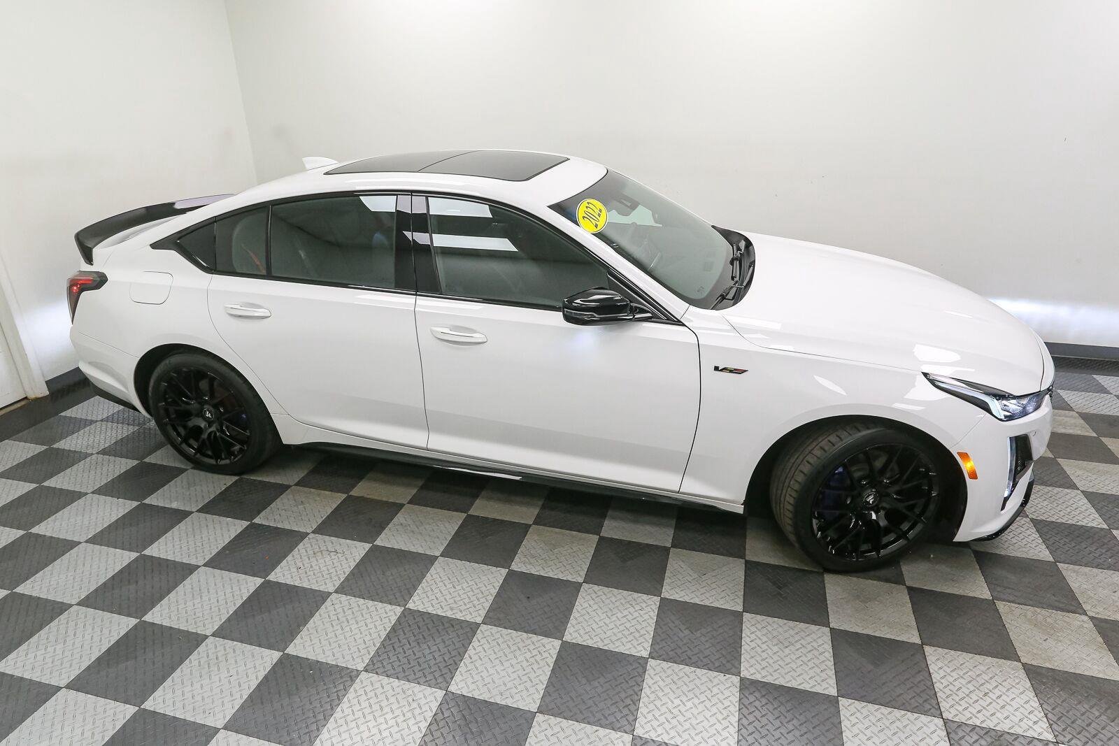Used 2022 Summit White Cadillac VSERIES image 5