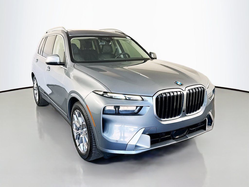 2023 BMW X7