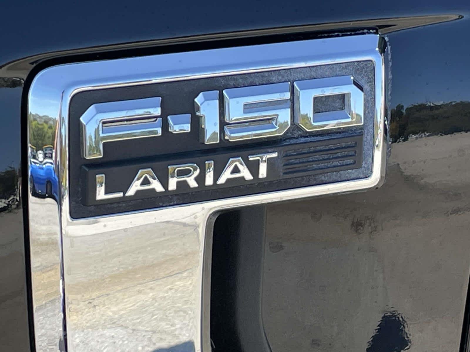 Used 2021 Agate Black Metallic Ford LARIAT image 19