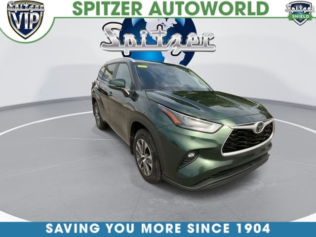 Used 2024 Cypress Toyota XLE image 2