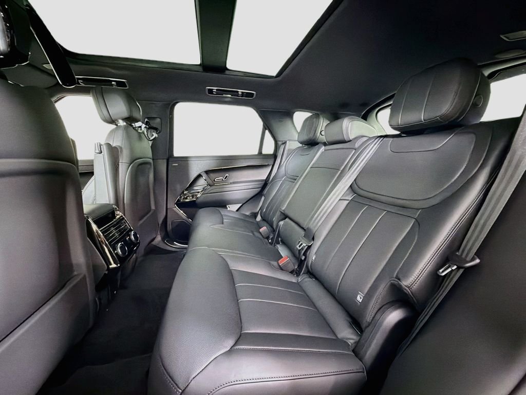 New 2027 Santorini Black Land Rover Dynamic SE P400 image 26