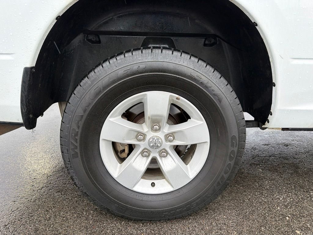 Used 2023 White Ram SLT image 21