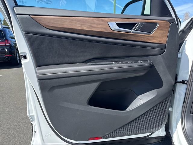 New 2026 Opal White Pearl Volkswagen 2.0T SE image 17