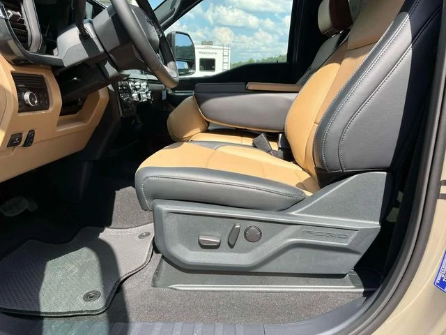 New 2027 Gray Ford Lariat image 21