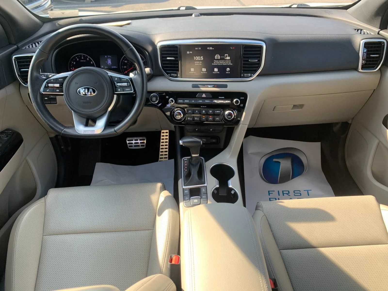 Used 2022 White Kia Nightfall Edition image 15