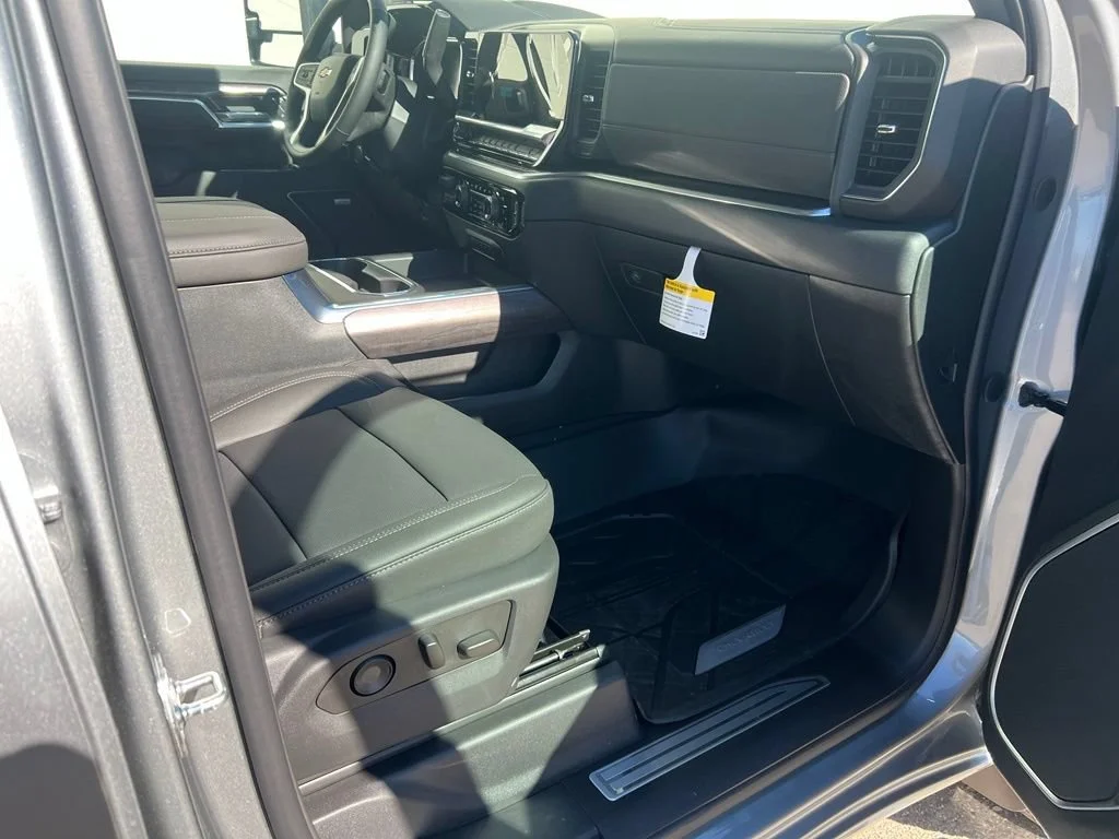 New 2026 Sterling Gray Metallic Chevrolet LTZ DRW image 27