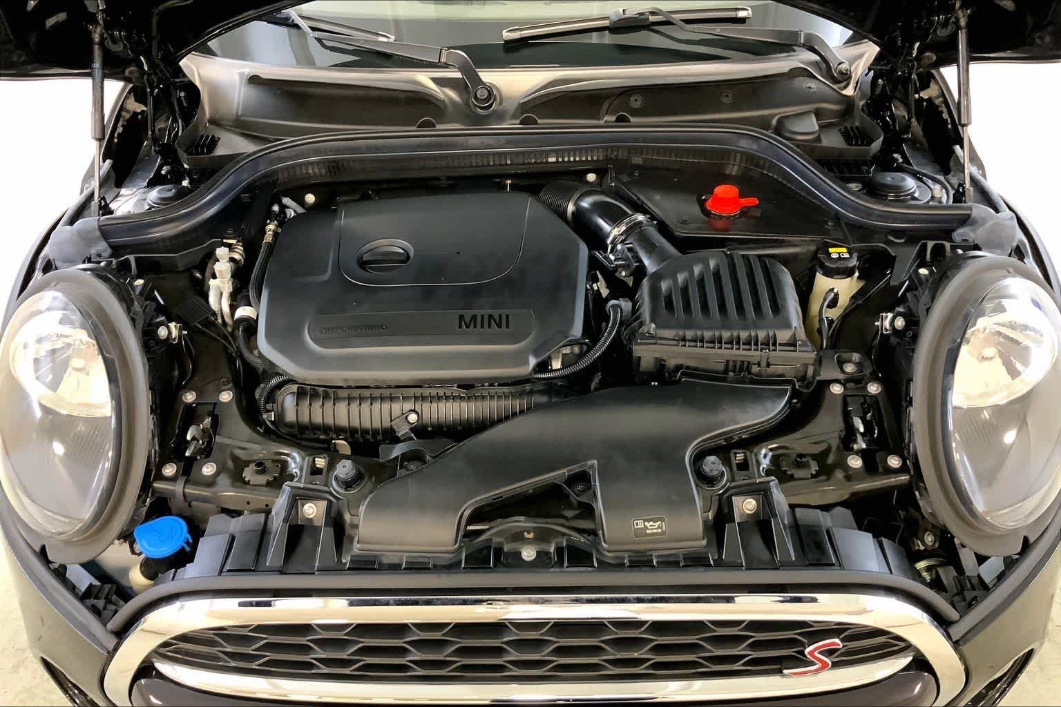 Used 2021 Midnight Black Metallic MINI Cooper S image 30