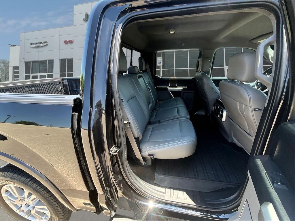 Used 2020 Black Ford Lariat image 27