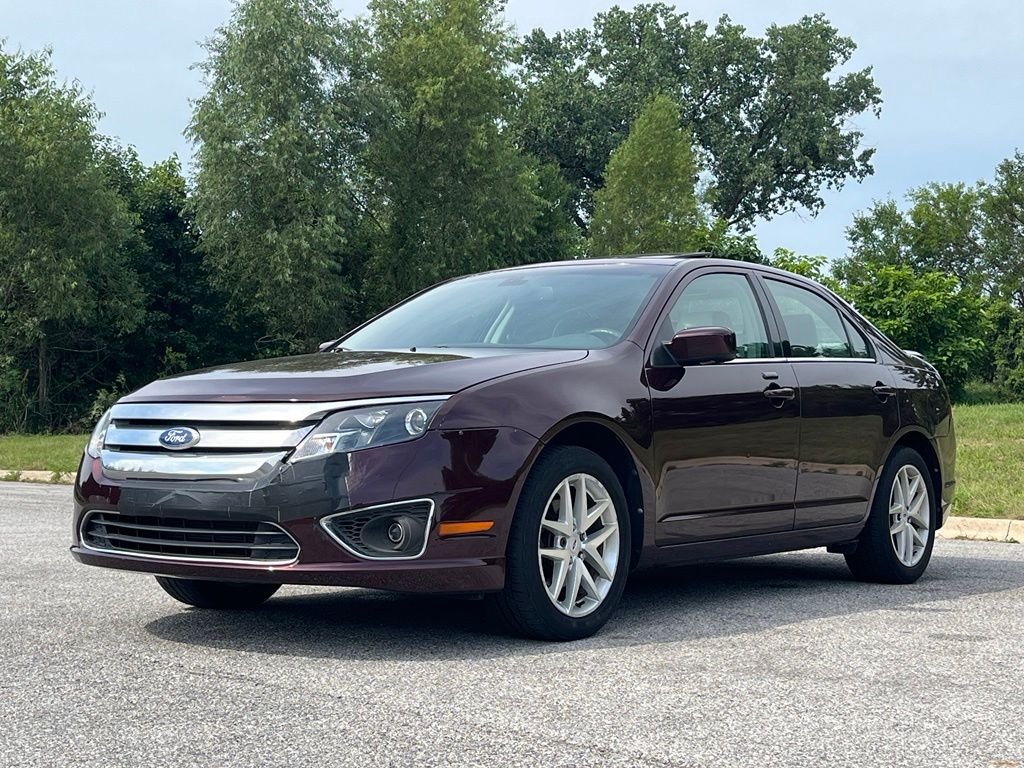 Used 2012 Red Ford SEL image 3