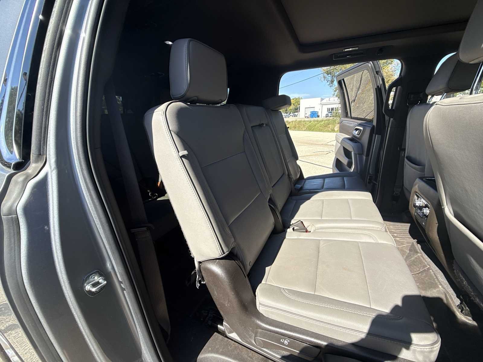 Certified Used 2024 Sterling Metallic GMC SLT image 27