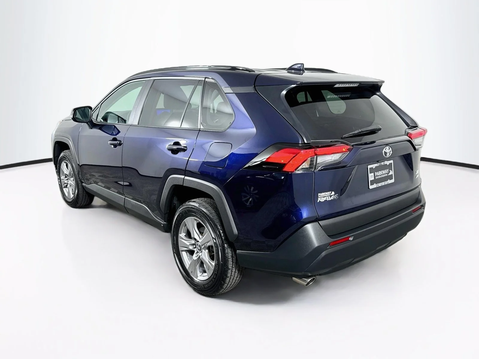 Certified Used 2024  Toyota XLE image 5