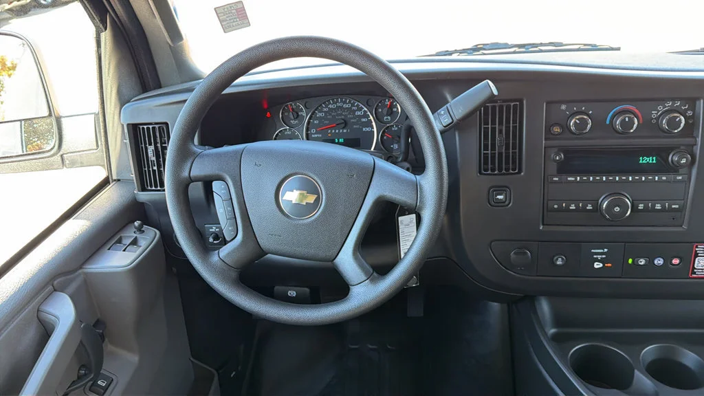 2025 Chevrolet Express Cargo Work Van - Photo 23