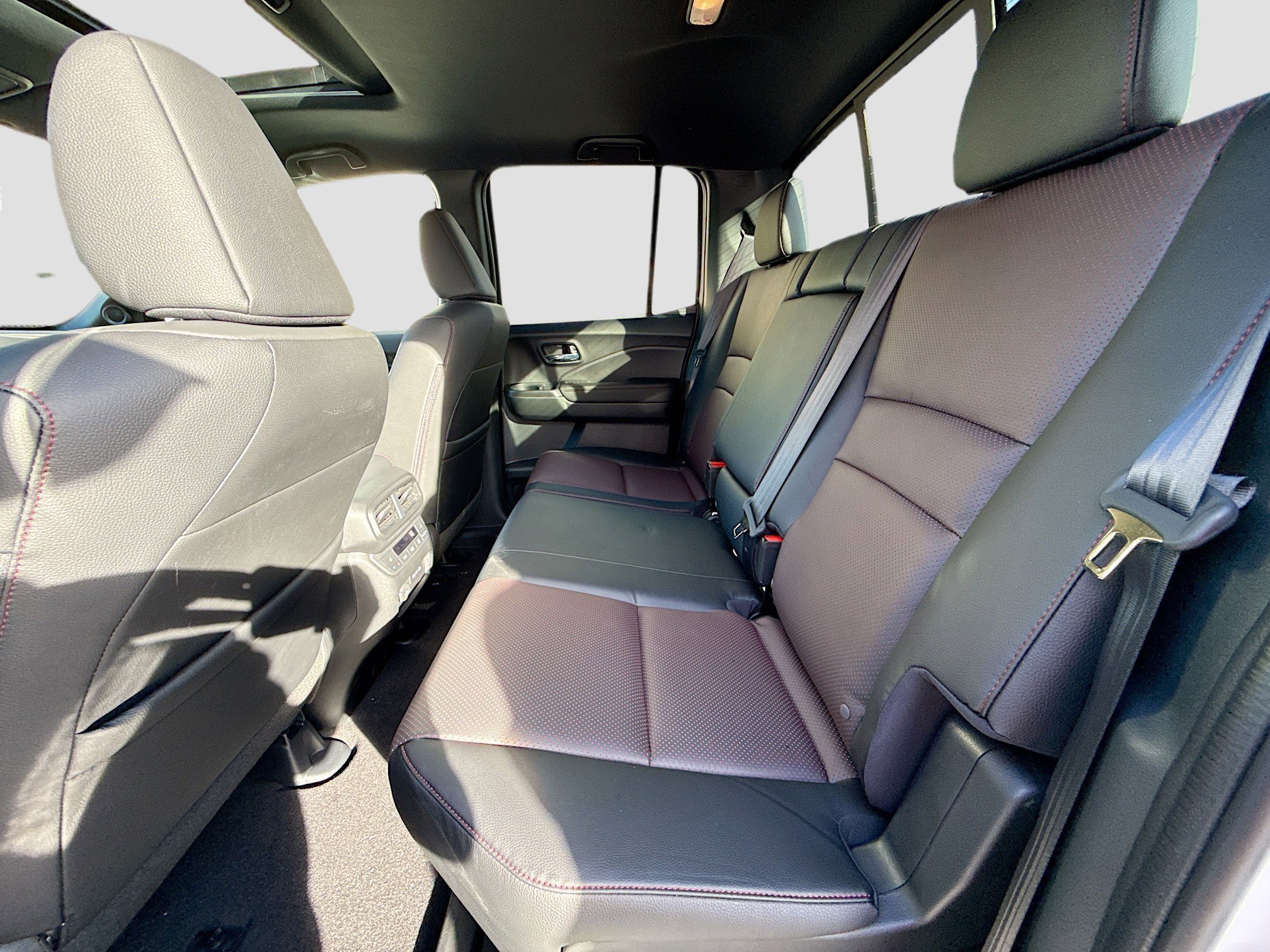 2026 Honda Ridgeline Black Edition - Photo 22