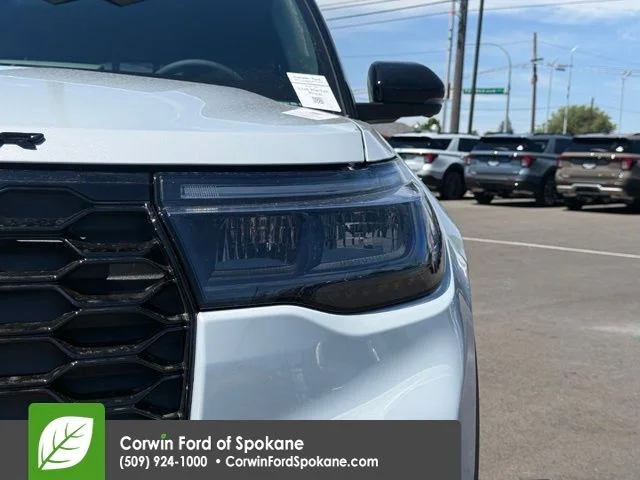 New 2026 Space White Metallic Ford ST image 7