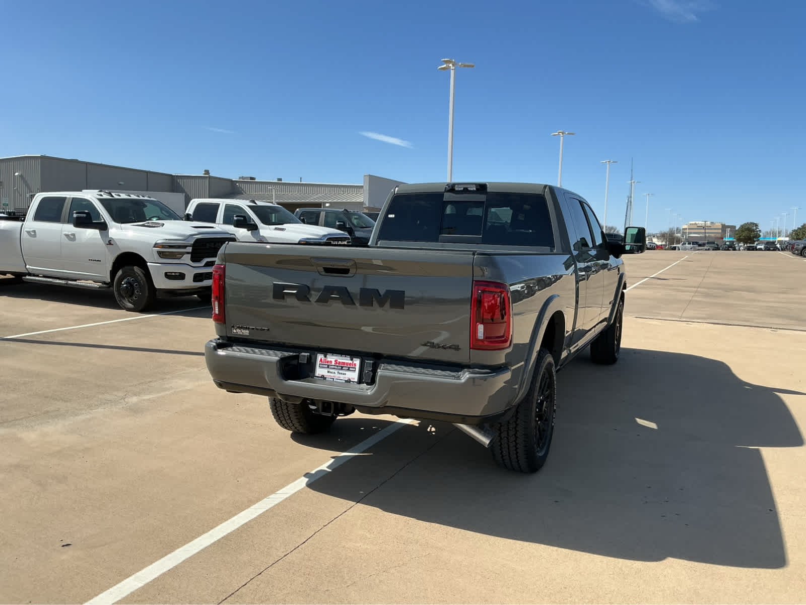 New 2026 Ceramic Gray Clearcoat Ram Limited image 8