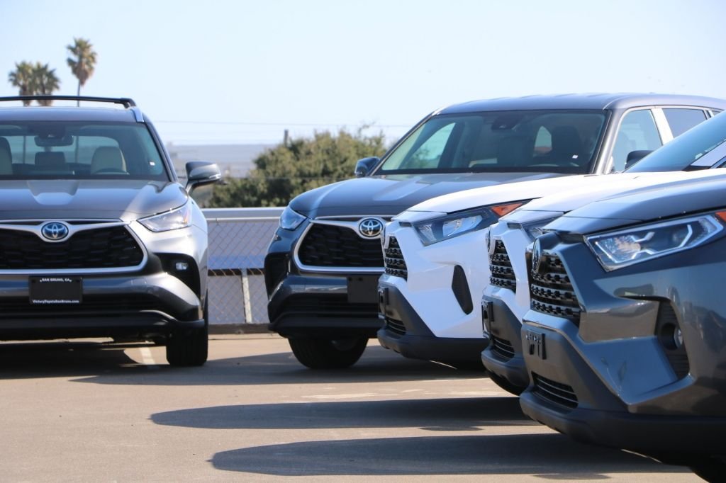 New 2026 Celestial Silver Metallic Toyota  SR5 image 22